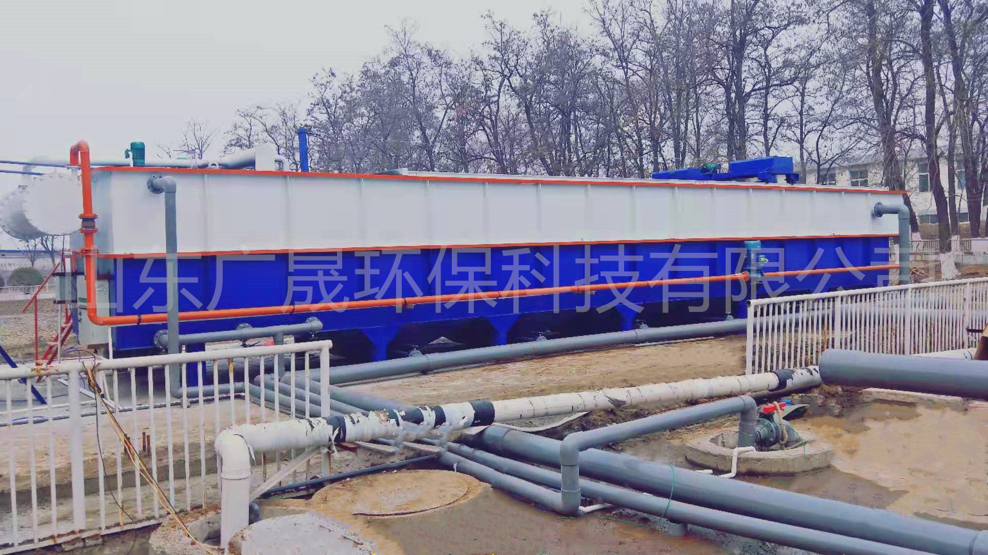 藍白色氣浮機現(xiàn)場   (10).png